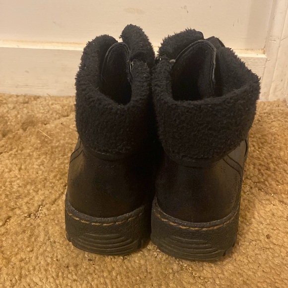 💫 Kim Roger’s Black Lace Up Ankle Boots - Picture 4 of 15